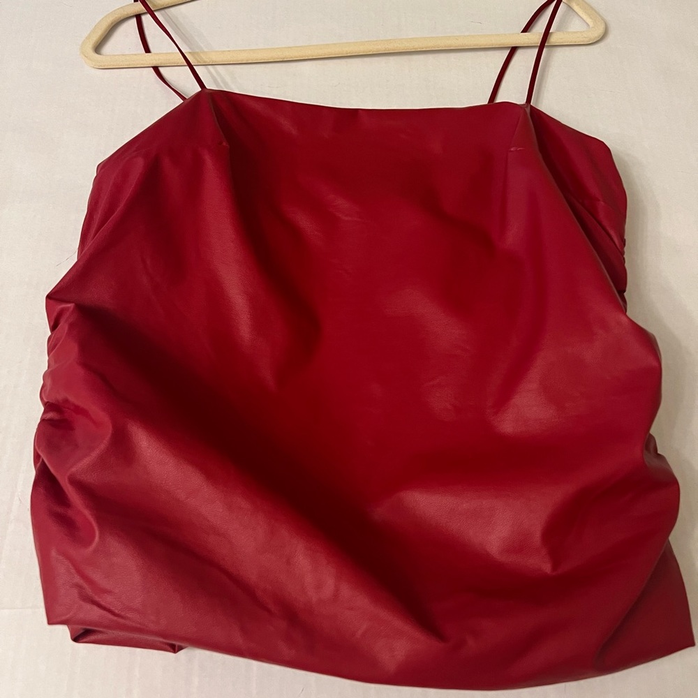 ☃️ Glam brand vegan leather ruby red strapless/spaghetti strap top. Size L